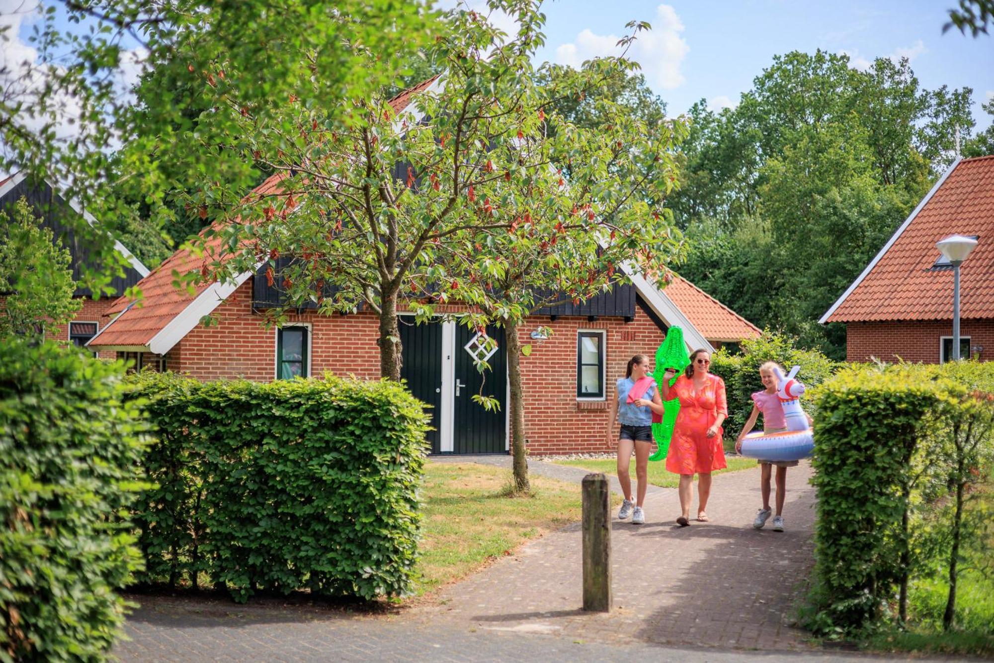 Recreatiepark Kaps Hotel Tubbergen Buitenkant foto